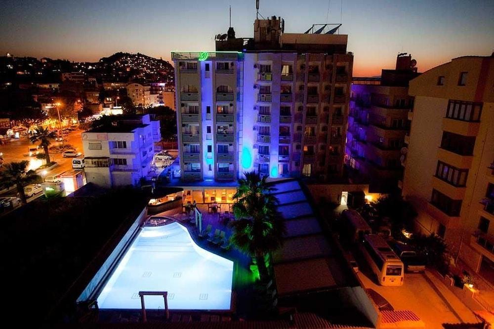 Duqqan Deluxe Hotel Kuşadası Ngoại thất bức ảnh