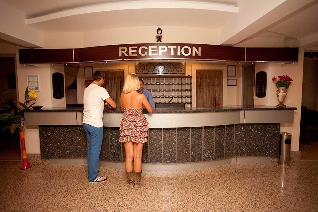 Duqqan Deluxe Hotel Kuşadası Ngoại thất bức ảnh
