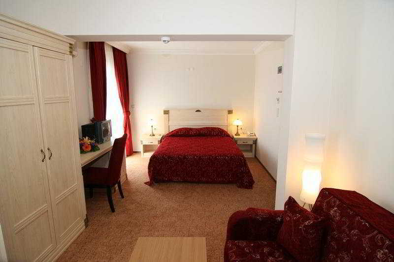 Duqqan Deluxe Hotel Kuşadası Ngoại thất bức ảnh