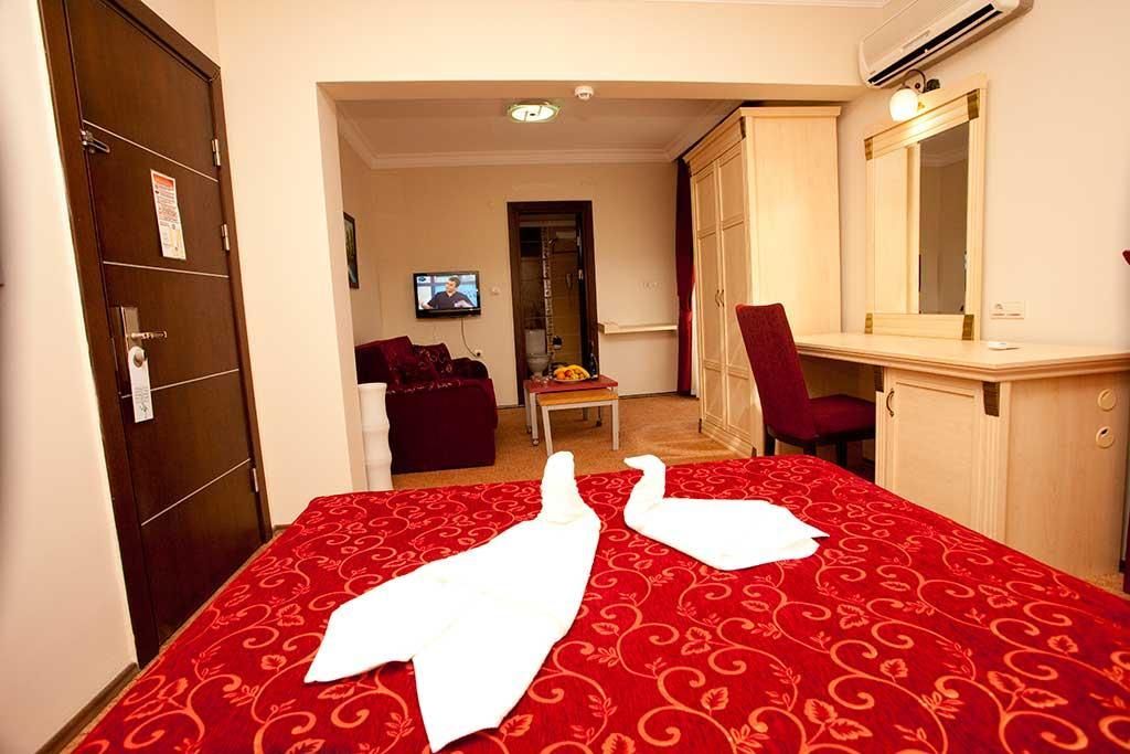 Duqqan Deluxe Hotel Kuşadası Ngoại thất bức ảnh
